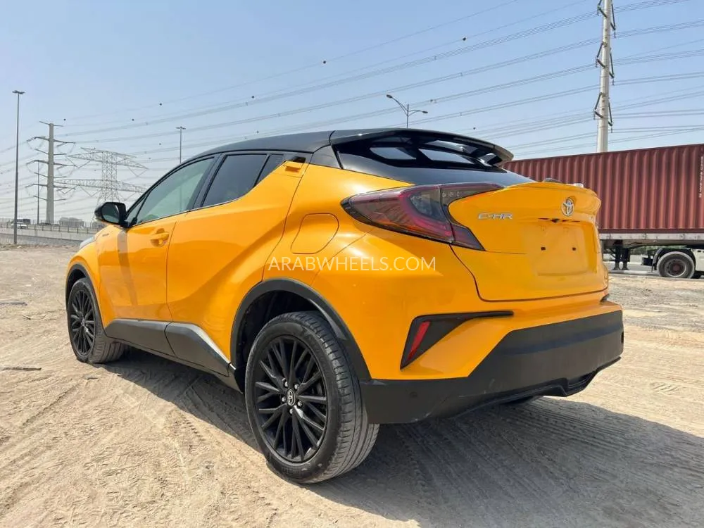 Toyota C-HR 2017 for Sale in Dubai Image-3