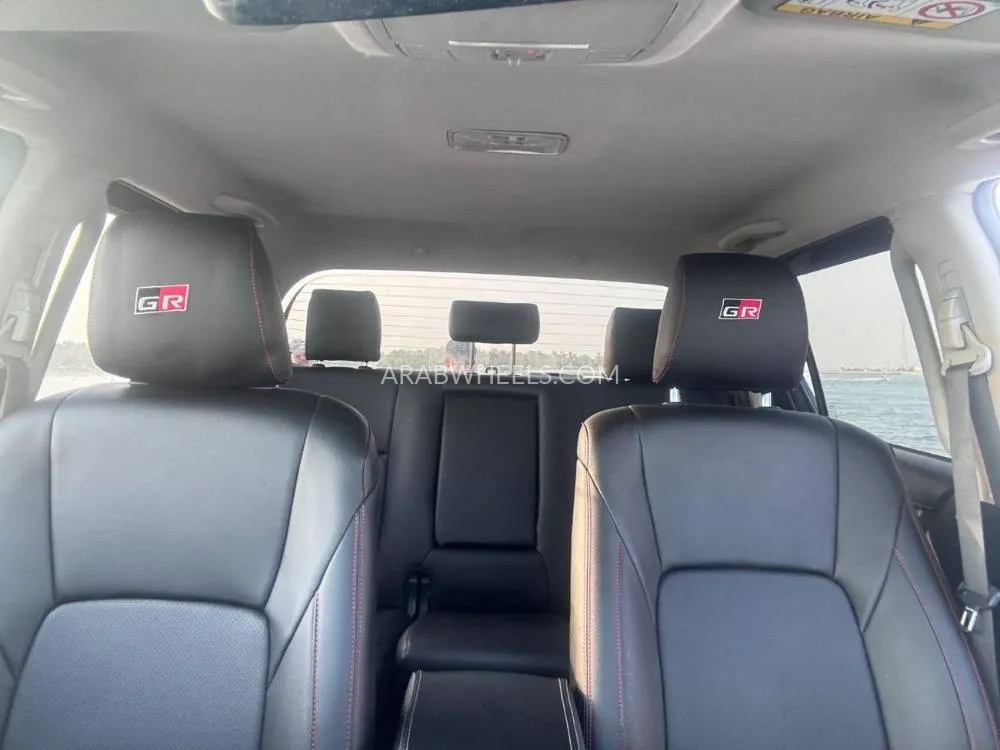 Toyota Hilux 2022 for Sale in Dubai Image-15