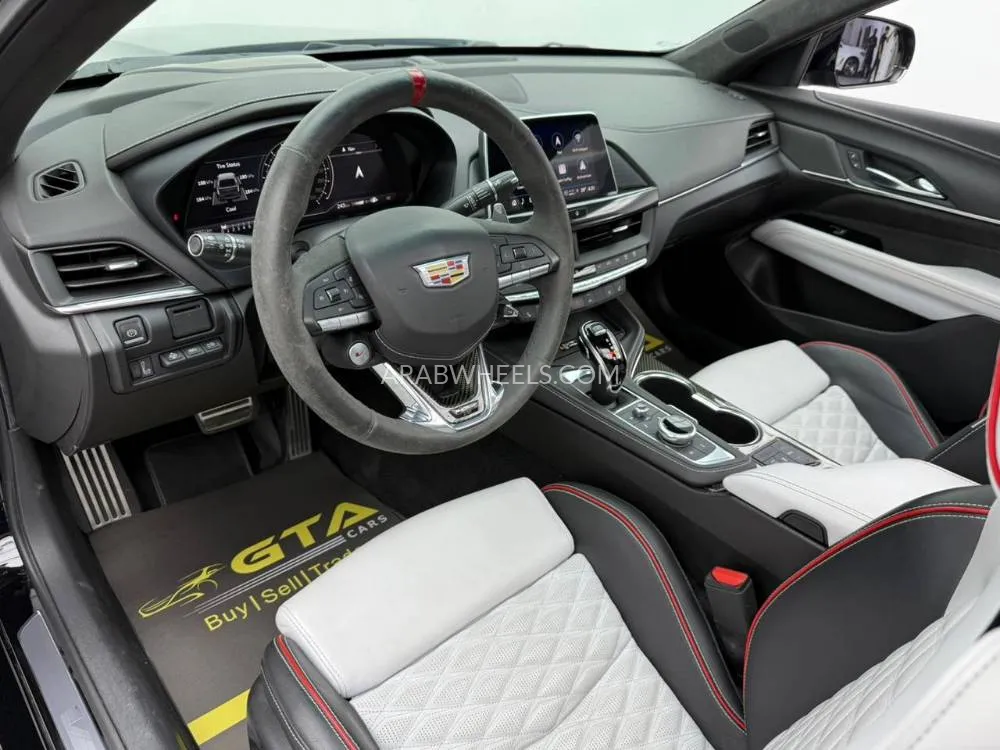 Cadillac CT4 V Blackwing 2023 for Sale in Dubai Image-30