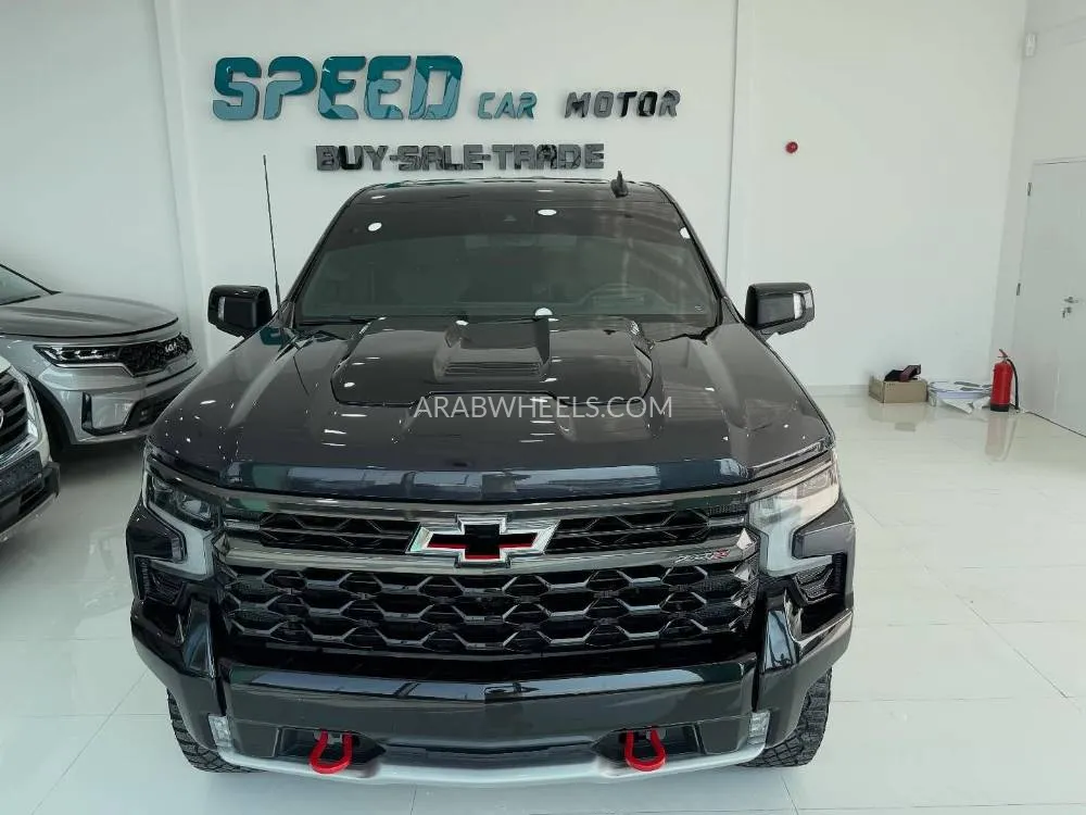 Chevrolet Silverado 2024 for Sale in Abu Dhabi Image-9