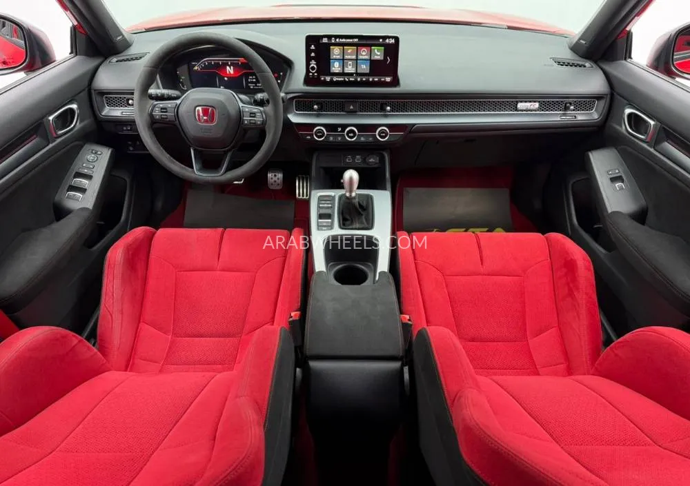 Honda Civic 2023 for Sale in Dubai Image-29