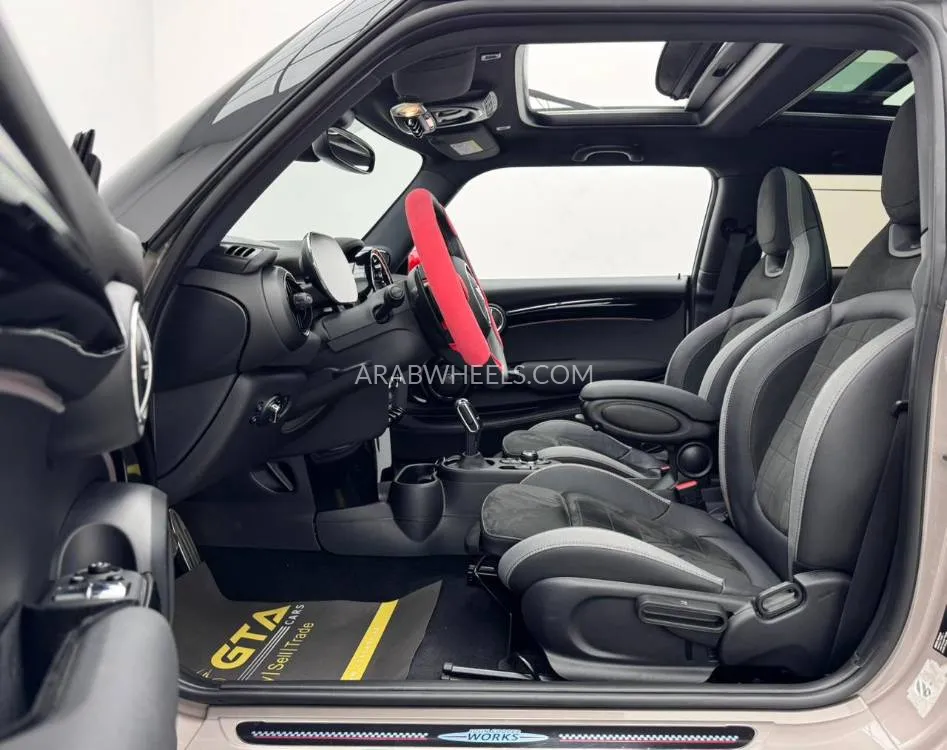 Mini Cooper 2024 for Sale in Dubai Image-11