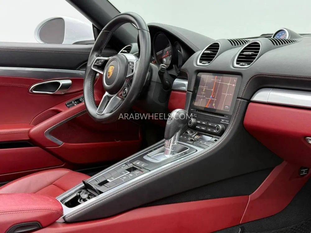 بورشه بوكستر 2018 for Sale in دبي Image-10