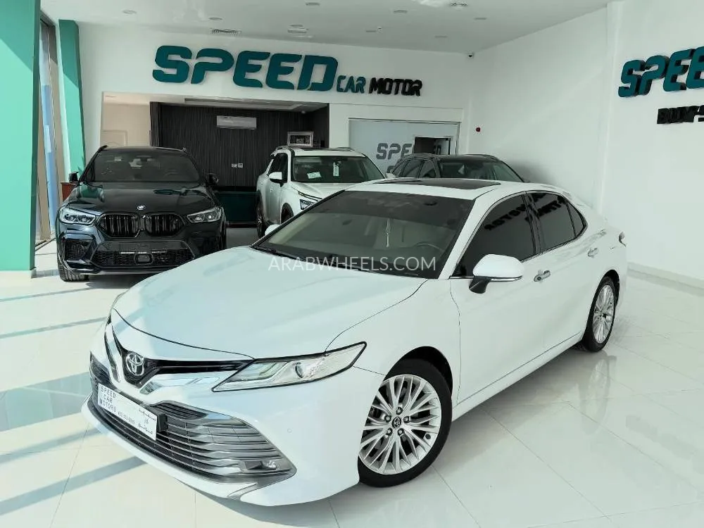 Toyota Camry 2019 for Sale in Abu Dhabi Image-2