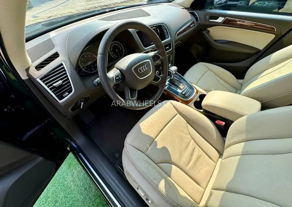 أودي Q5 2015 for Sale in الشارقة Image-10