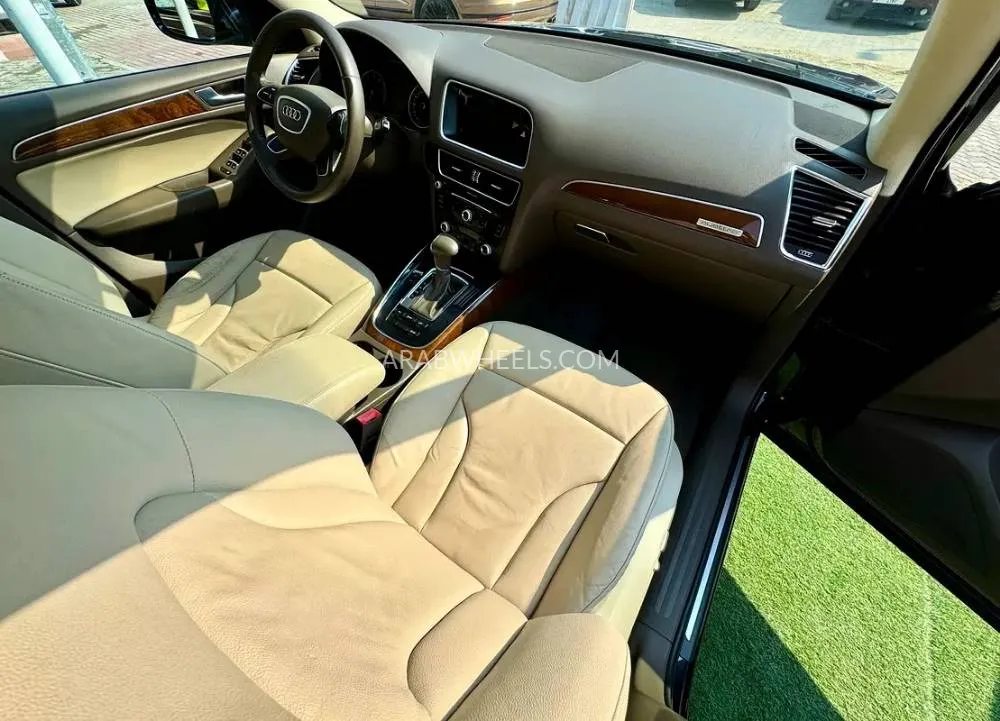 أودي Q5 2015 for Sale in الشارقة Image-11