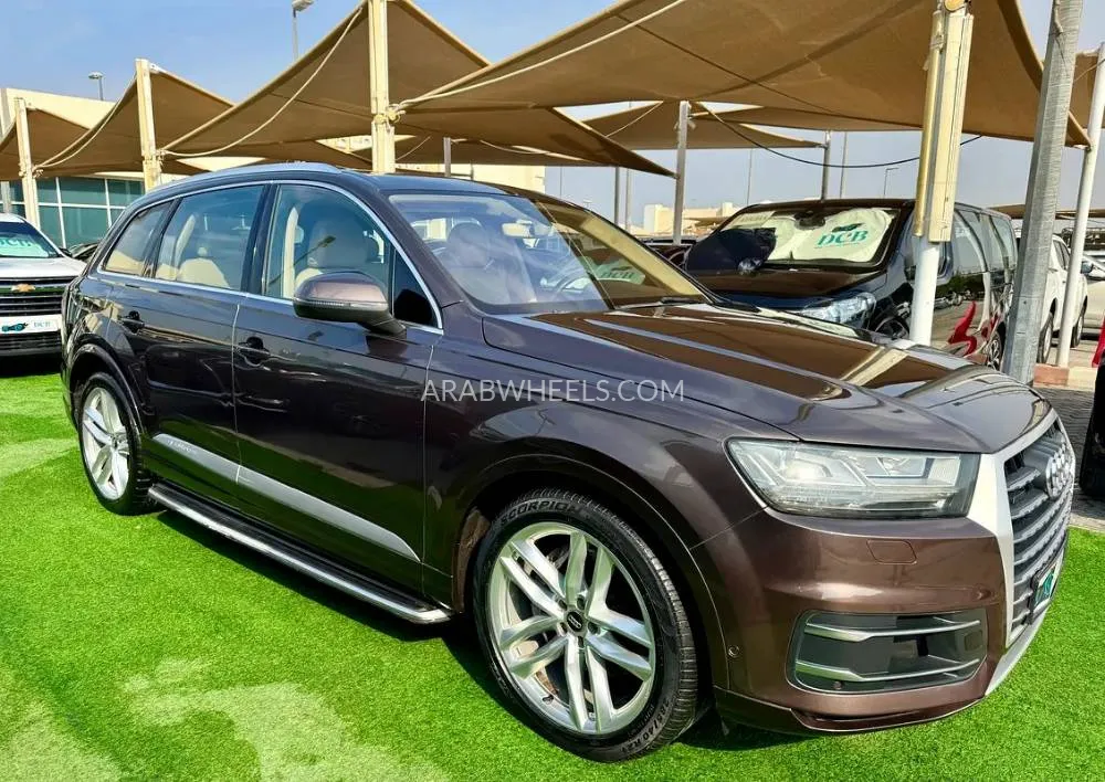 Audi Q7 2016 for Sale in Sharjah Image-2