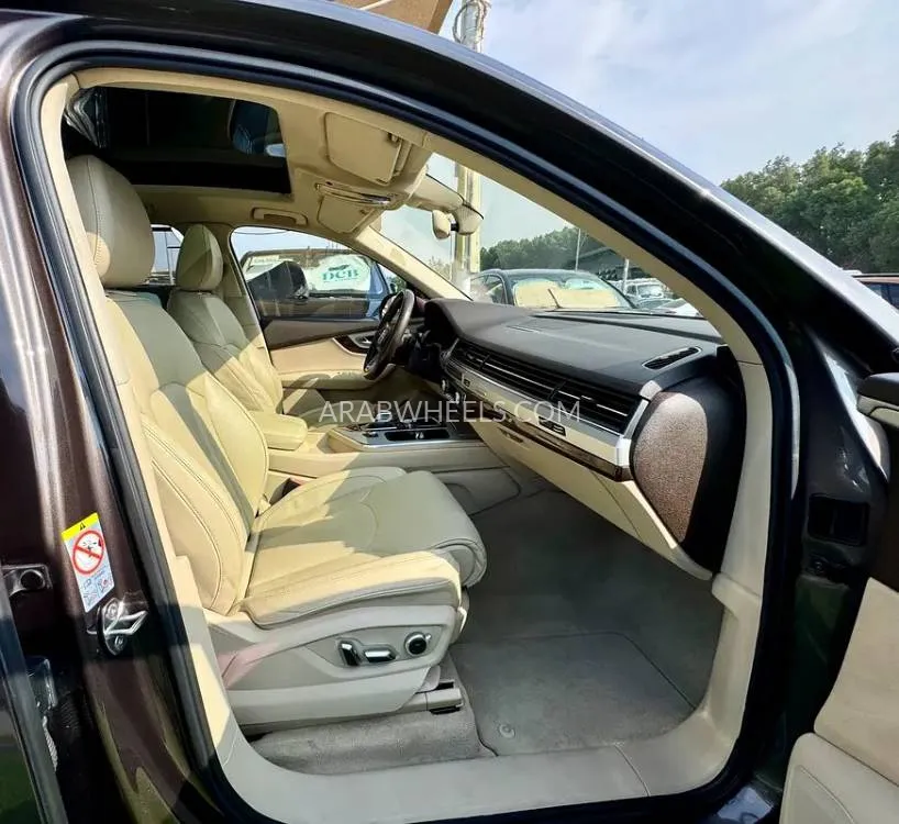 Audi Q7 2016 for Sale in Sharjah Image-15