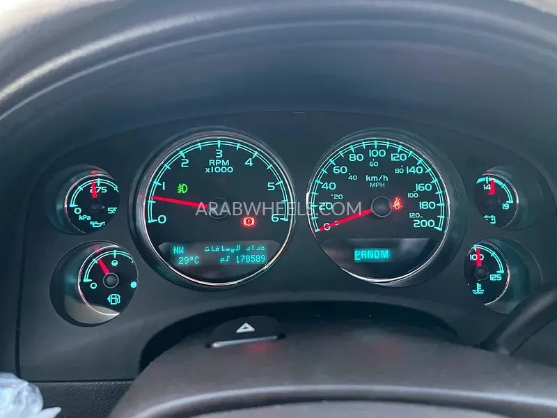 GMC Yukon XL 2012 for Sale in Sharjah Image-20