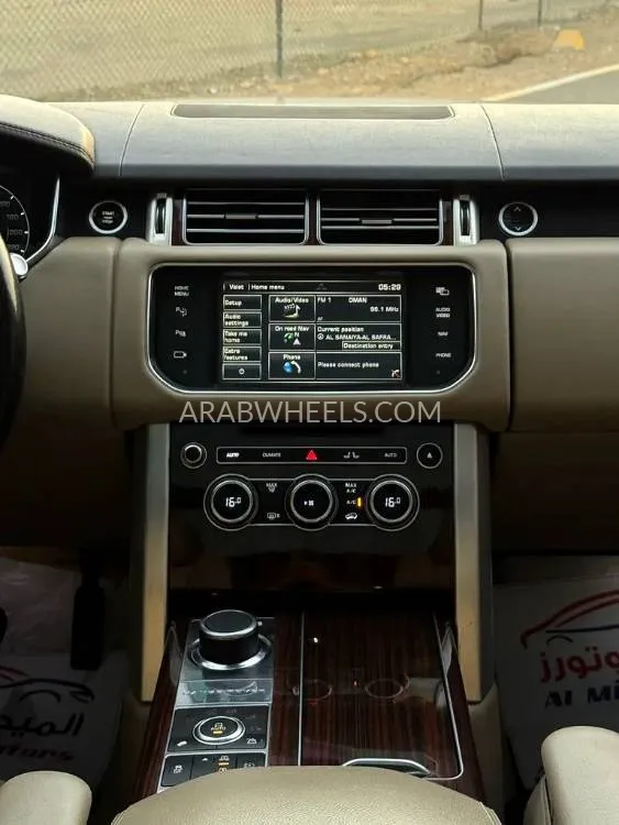 Land Rover Range Rover 2015 for Sale in Abu Dhabi Image-7