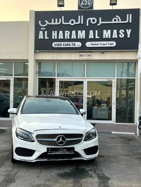 Mercedes Benz C Class 2018 for Sale in Sharjah Image-3