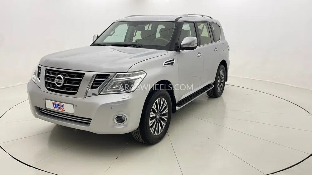 Nissan Patrol 2018 for Sale in Dubai Image-7