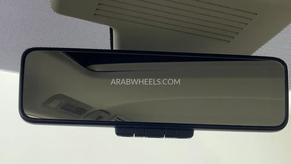 Nissan Patrol 2018 for Sale in Dubai Image-41