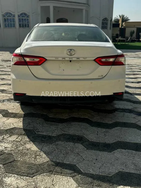 Toyota Camry 2019 for Sale in Dubai Image-5