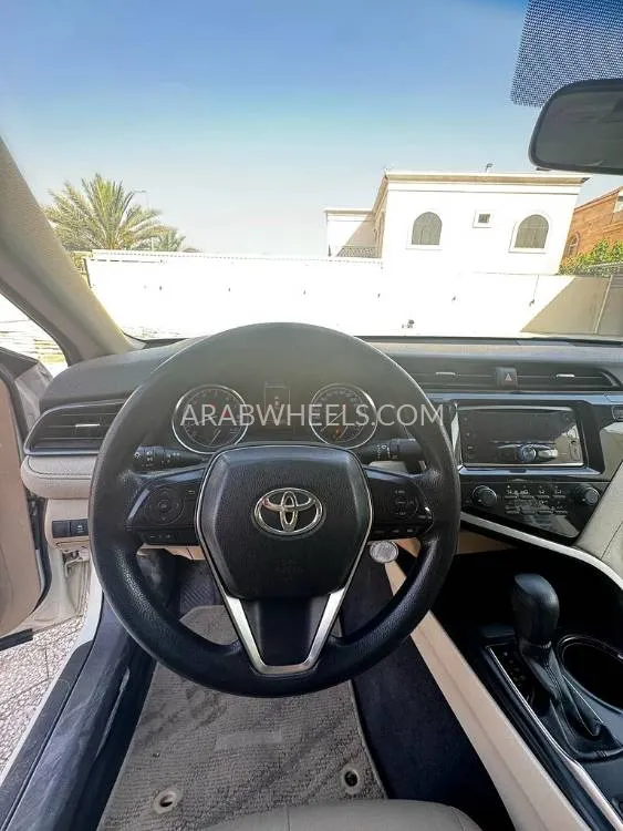 Toyota Camry 2019 for Sale in Dubai Image-8