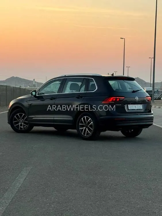 Volkswagen Tiguan 2017 for Sale in Abu Dhabi Image-2
