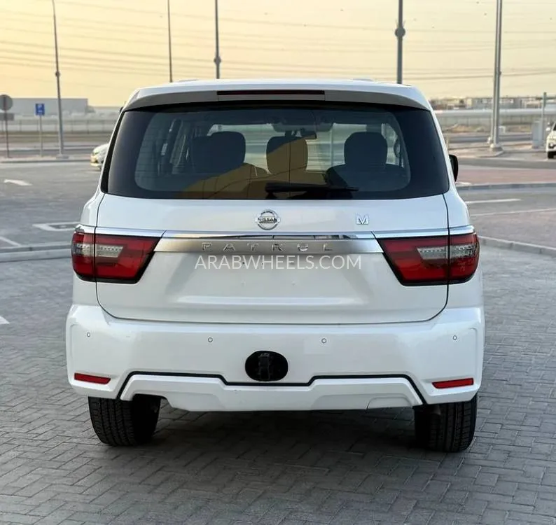 Nissan Patrol 2020 for Sale in Abu Dhabi Image-9
