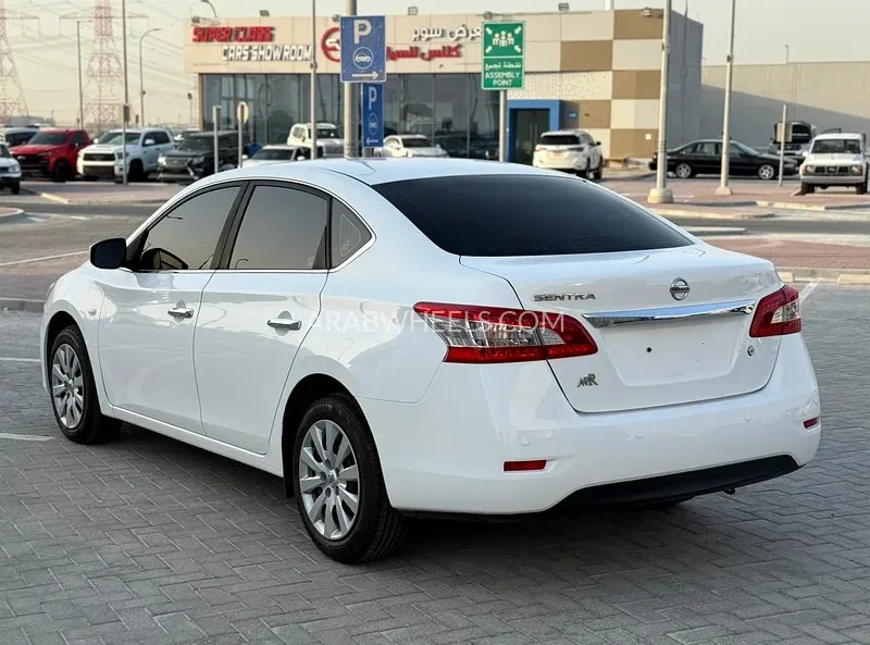 Nissan Sentra 2019 for Sale in Abu Dhabi Image-7