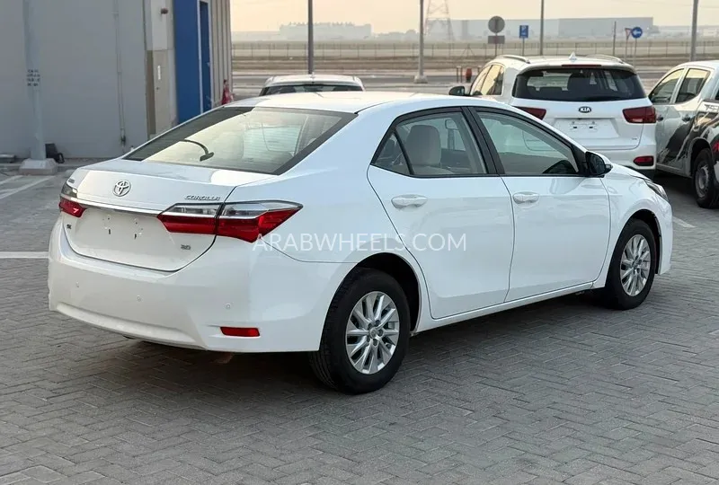 Toyota Corolla 2019 for Sale in Abu Dhabi Image-4