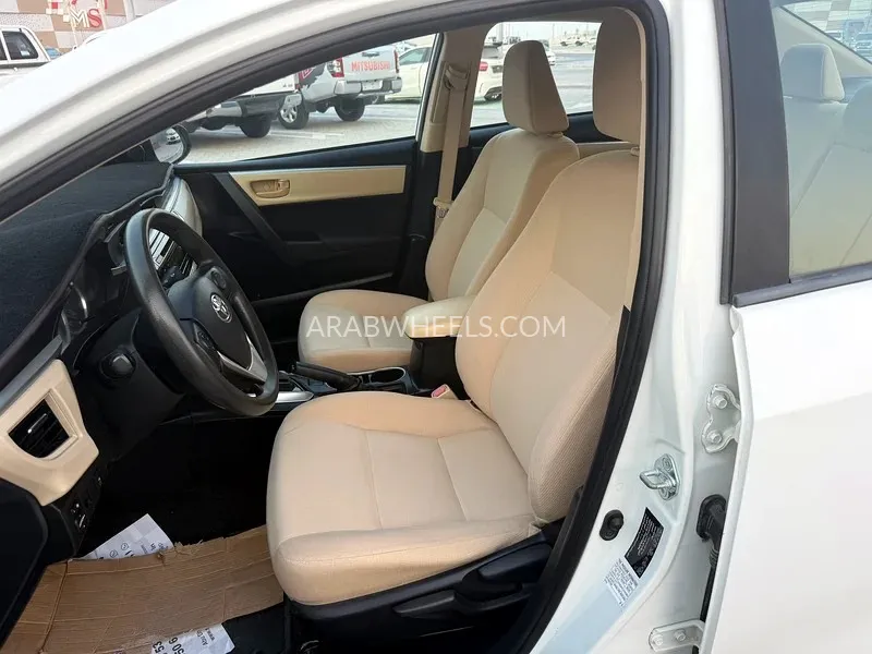 Toyota Corolla 2019 for Sale in Abu Dhabi Image-8