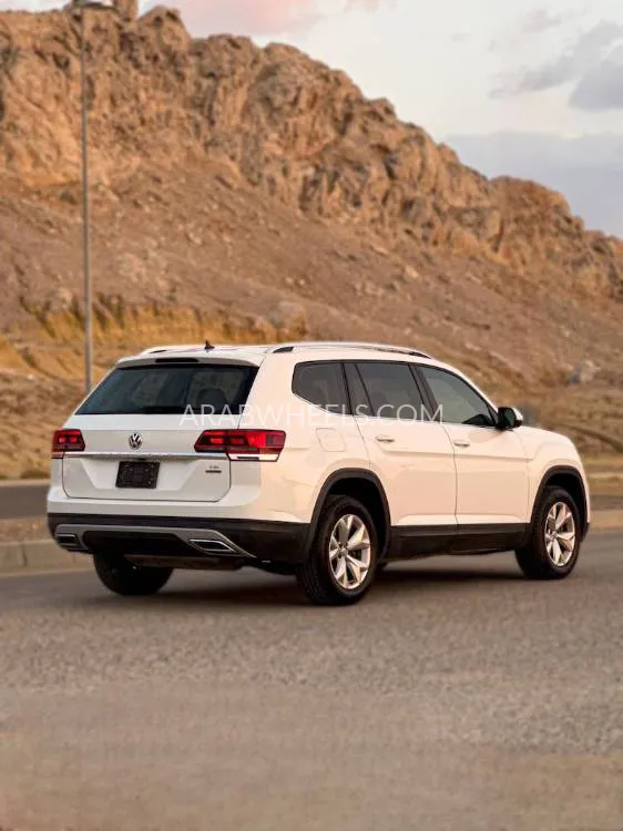 Volkswagen Touareg 2019 for Sale in Abu Dhabi Image-9