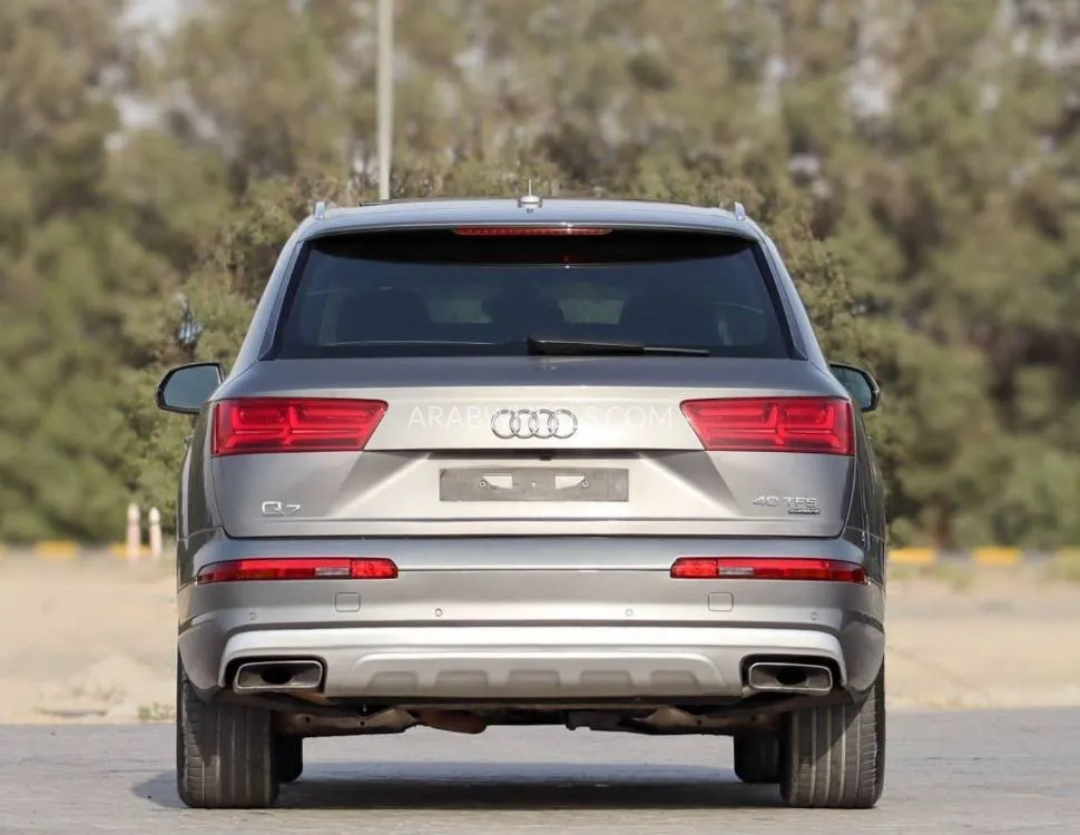 أودي Q7 2017 for Sale in الشارقة Image-5