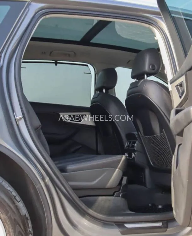 أودي Q7 2017 for Sale in الشارقة Image-11