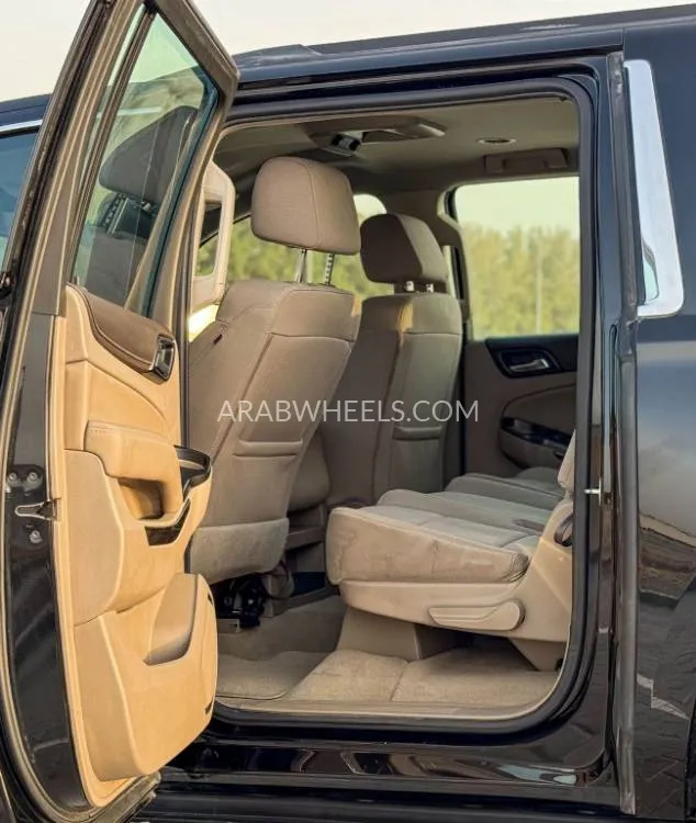 GMC Yukon XL 2020 for Sale in Sharjah Image-11