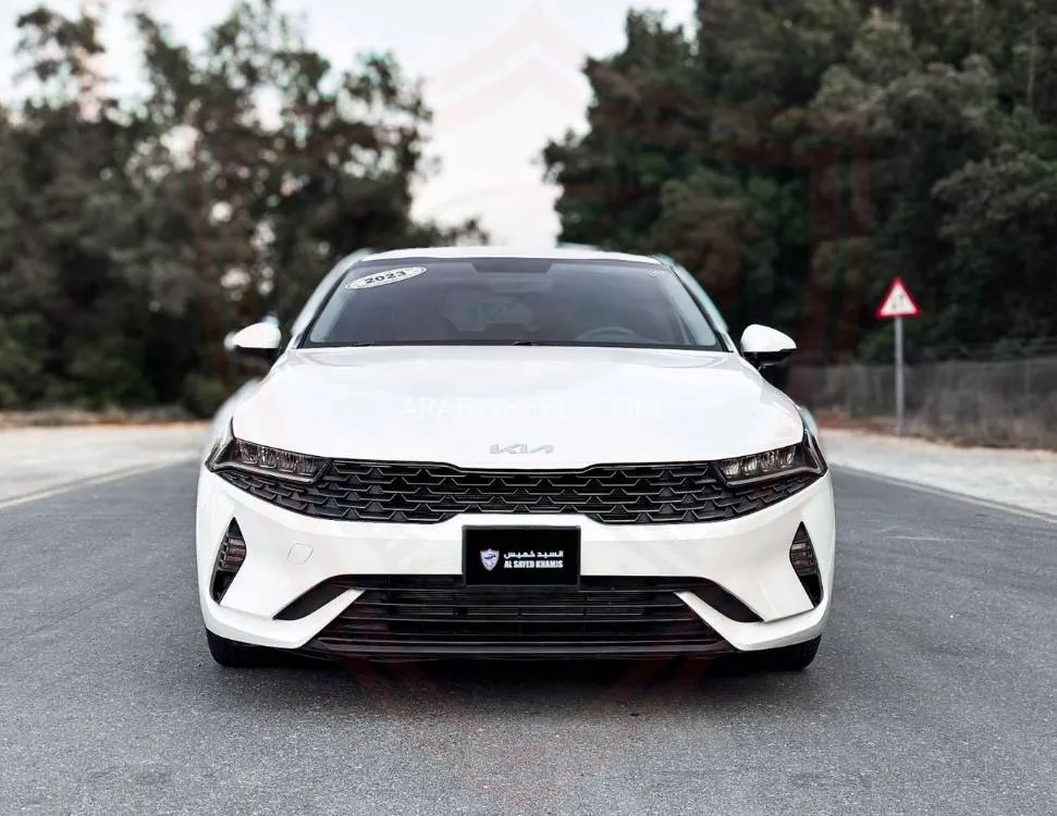 Kia K5 2023 for Sale in Sharjah Image-2