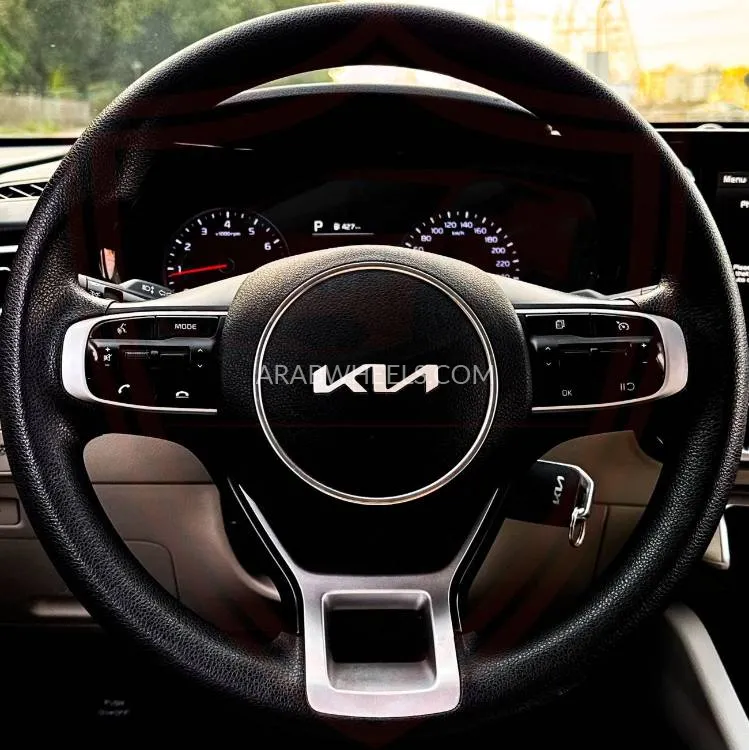 Kia K5 2023 for Sale in Sharjah Image-13