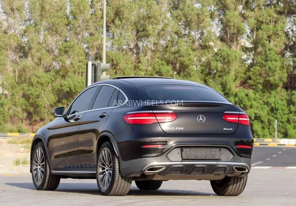 Mercedes Benz GLC Class 2018 for Sale in Sharjah Image-4