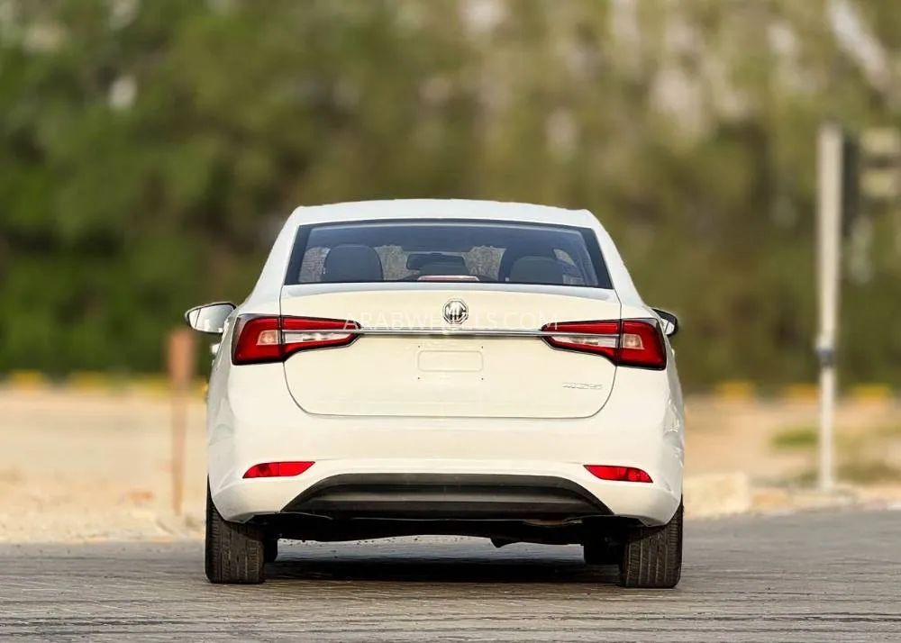 MG 1.5 AT COM 2022 for Sale in Sharjah Image-5