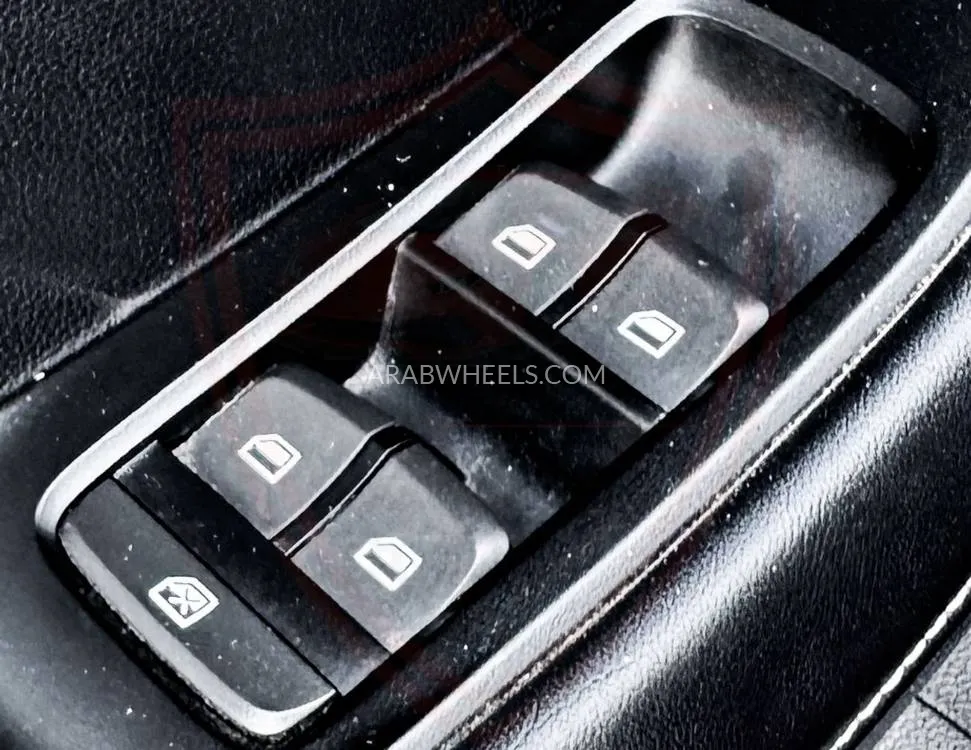 MG 1.5 AT COM 2022 for Sale in Sharjah Image-15