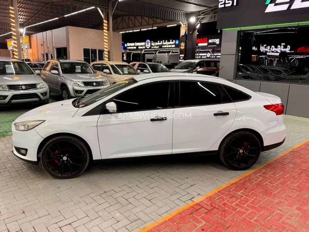 Ford Focus 2017 for Sale in Ajman Image-2