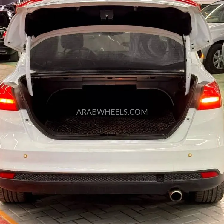 Ford Focus 2017 for Sale in Ajman Image-6