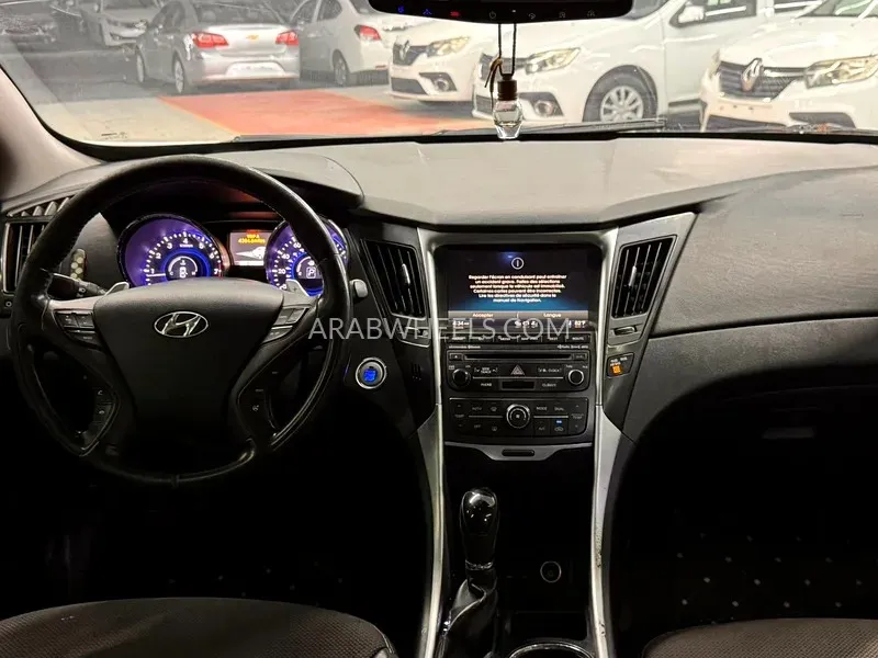 Hyundai Sonata 2014 for Sale in Ajman Image-6