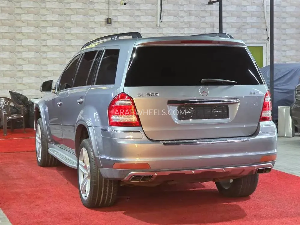 Mercedes Benz GL Class 2012 for Sale in Ajman Image-7