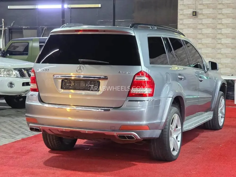 Mercedes Benz GL Class 2012 for Sale in Ajman Image-11