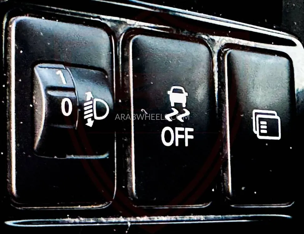 Mitsubishi Outlander 2023 for Sale in Sharjah Image-17