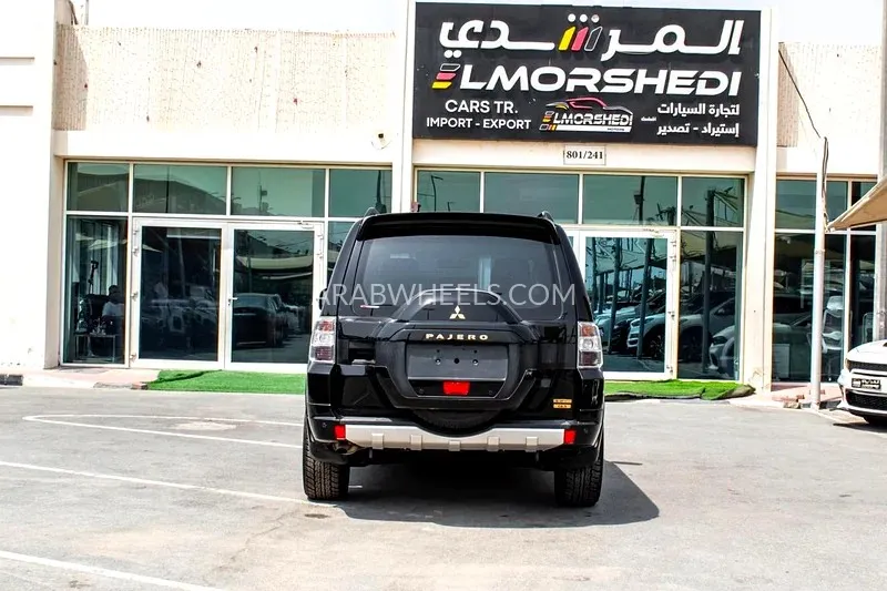 Mitsubishi Pajero 2020 for Sale in Sharjah Image-8