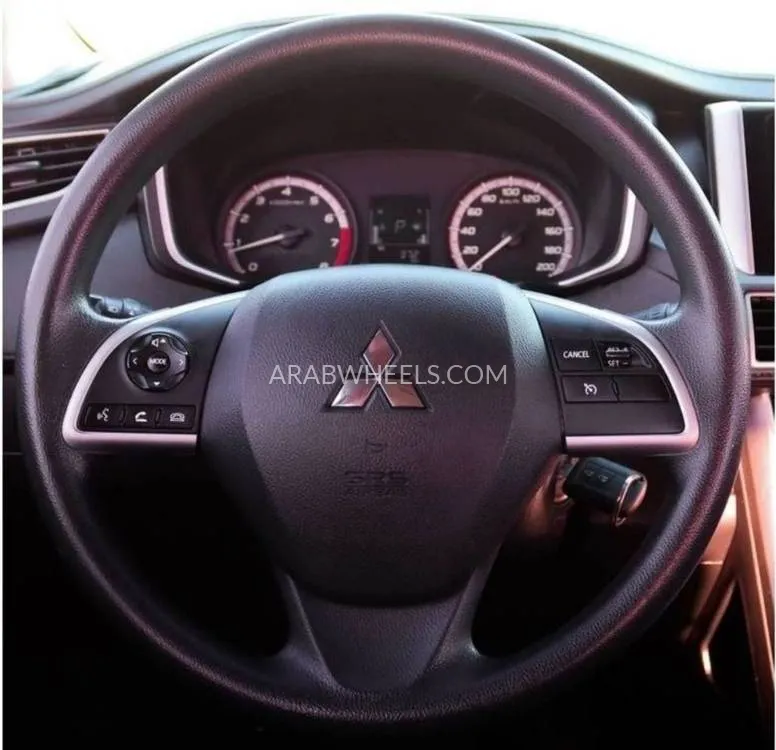 Mitsubishi Xpander 2022 for Sale in Sharjah Image-14