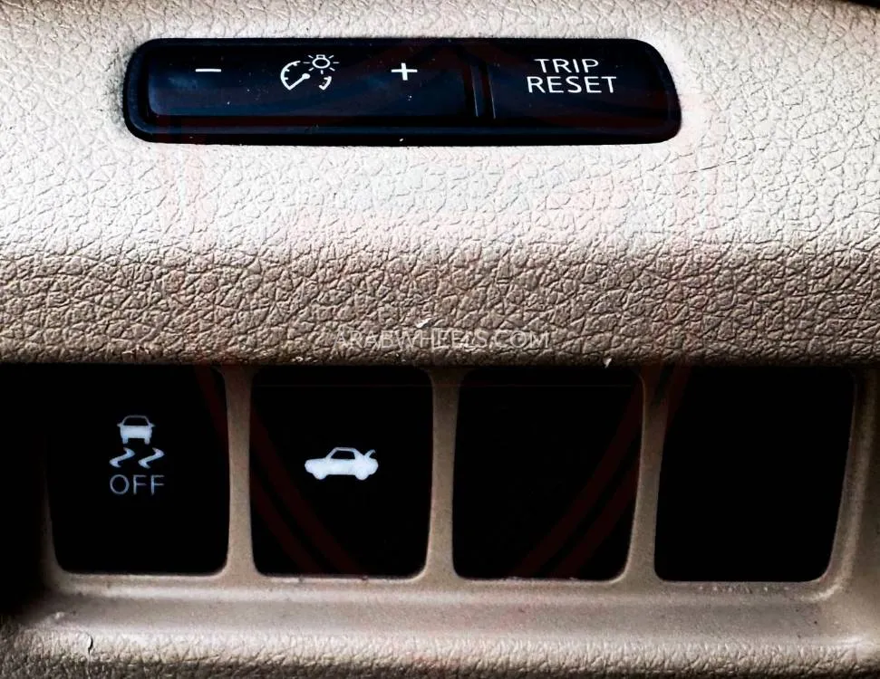 Nissan Altima 2016 for Sale in Sharjah Image-15