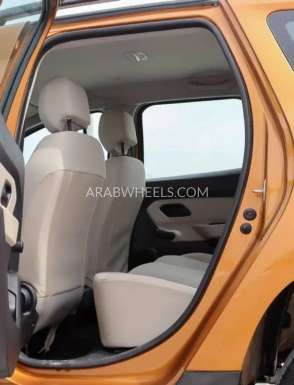 Renault Duster 2020 for Sale in Sharjah Image-11