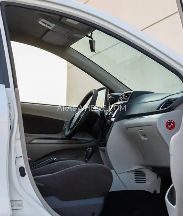 Toyota Avanza 2020 for Sale in Sharjah Image-7