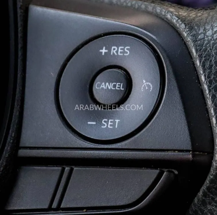 تويوتا كورولا 2020 for Sale in الشارقة Image-15