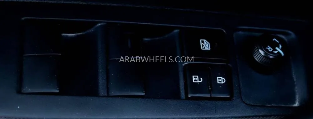 تويوتا كورولا 2020 for Sale in الشارقة Image-17