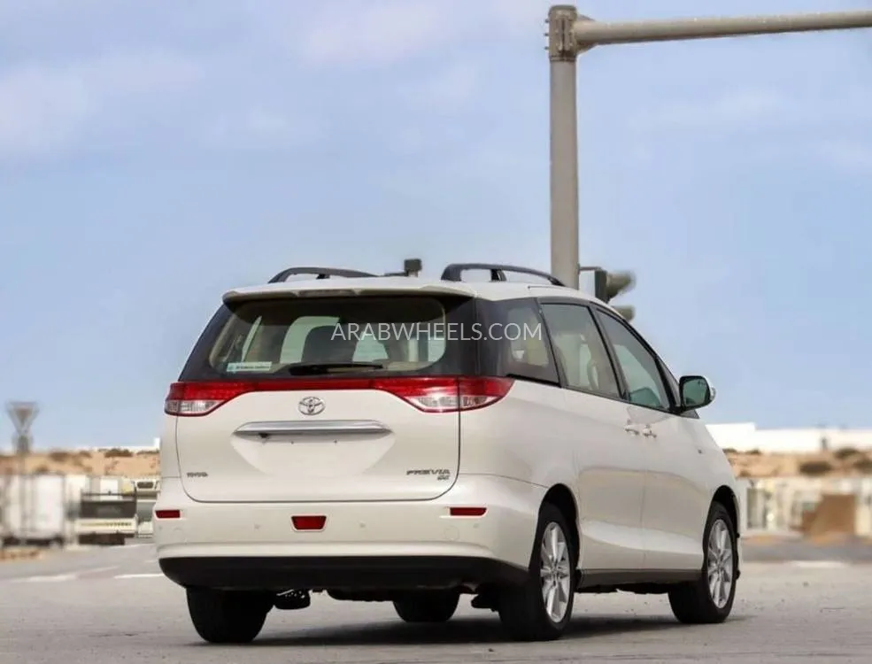 Toyota Previa 2020 for Sale in Sharjah Image-6
