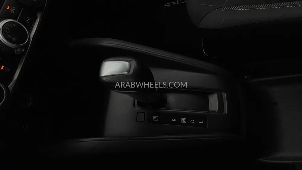 Nissan Kicks 2019 for Sale in Dubai Image-18