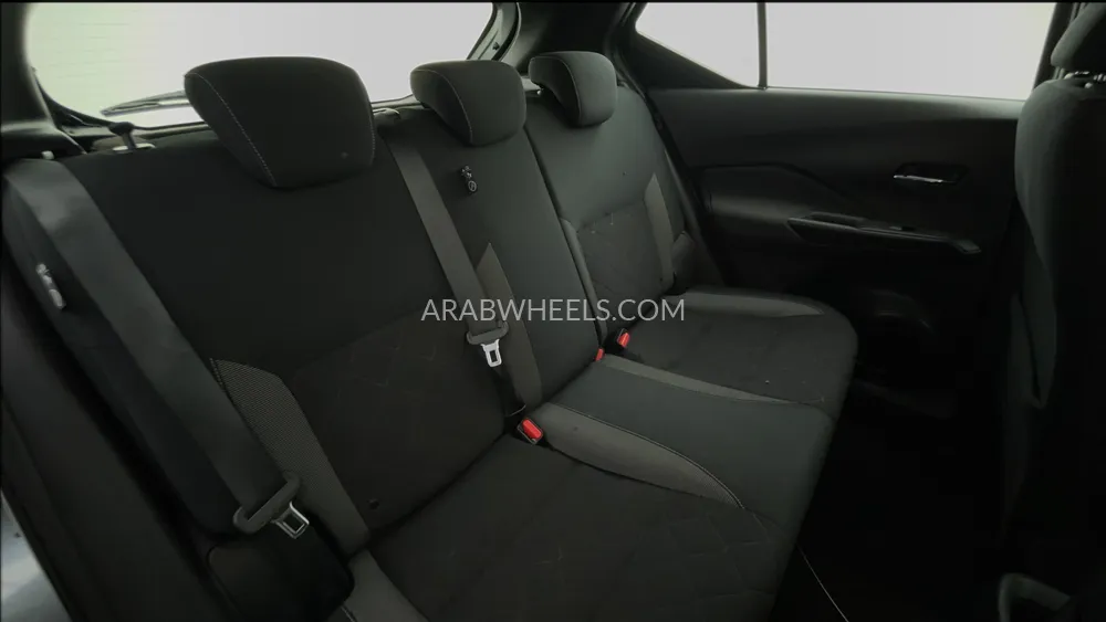 Nissan Kicks 2019 for Sale in Dubai Image-23