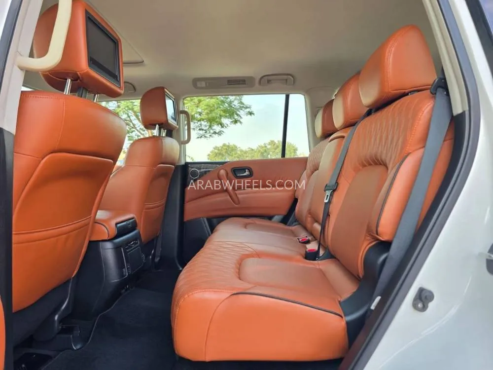 Nissan Patrol 2020 for Sale in Dubai Image-8